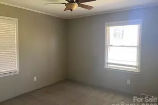 517 Camelot Dr, Statesville, NC 28625 - Photo 24