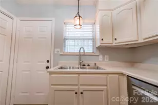 174 Columns Cir, Shelby, NC 28150 - Photo 10