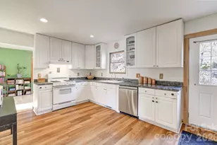 92 Arrowood Rd, Weaverville, NC 28787 - Photo 8
