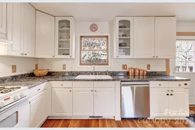 92 Arrowood Road, Weaverville, NC 28787 - Photo 6