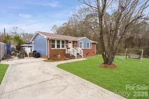 121 Morris Ave, Mount Holly, NC 28120 - Photo 6