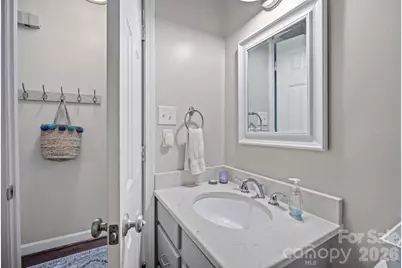 5943 Quail Hollow Road #B, Charlotte, NC 28210 - Photo 18