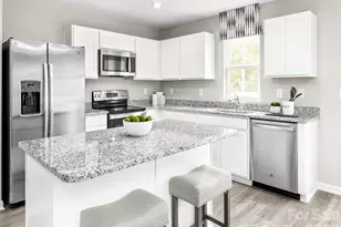 3905-6 15th Street Dr NE, Hickory, NC 28601 - Photo 2