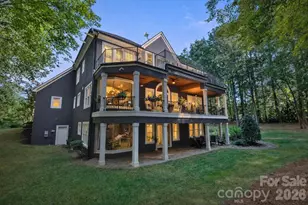 8915 Warwicke Ln, Sherrills Ford, NC 28673 - Photo 2
