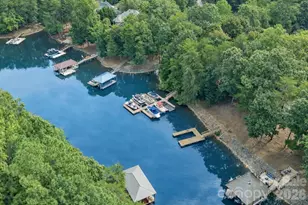 8915 Warwicke Ln, Sherrills Ford, NC 28673 - Photo 44