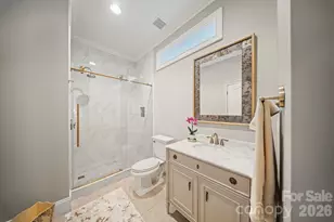 8915 Warwicke Ln, Sherrills Ford, NC 28673 - Photo 38