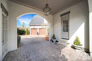 7028 Summerhill Ridge Dr, Charlotte, NC 28226 - Photo 4