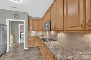 106 Honey Crisp Way, Simpsonville, SC 29681 - Photo 4