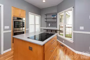 31 Little Cedar Ct, Asheville, NC 28805 - Photo 10