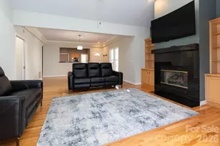 31 Little Cedar Ct, Asheville, NC 28805 - Photo 6