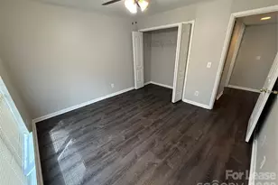 4617 Sharon Chase Dr, Charlotte, NC 28215 - Photo 4