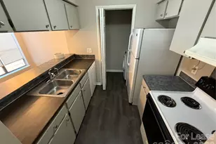 4617 Sharon Chase Dr, Charlotte, NC 28215 - Photo 8