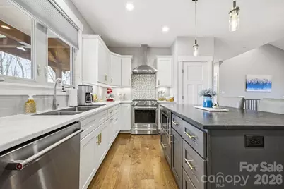 68 Curtain Bluff, Hendersonville, NC 28791 - Photo 10