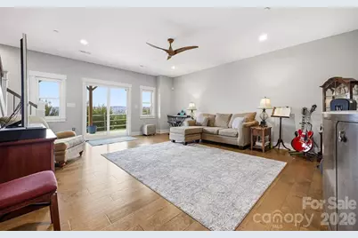 68 Curtain Bluff, Hendersonville, NC 28791 - Photo 32