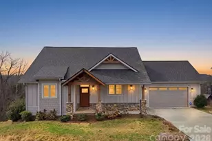 68 Curtain Blf, Hendersonville, NC 28791 - Photo 2