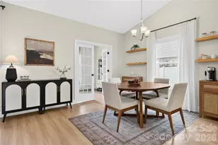 131 N Sina St, Troutman, NC 28166 - Photo 10