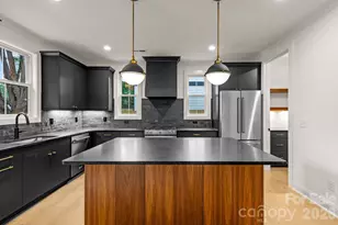 2757 Parkway Ave, Charlotte, NC 28208 - Photo 8