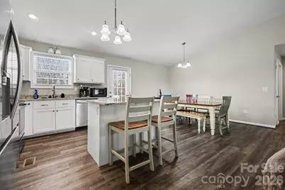 2061 Gary Lane, Hickory, NC 28602 - Photo 8