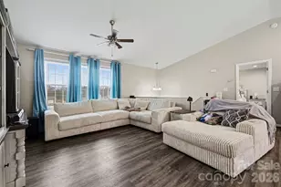 2061 Gary Ln, Hickory, NC 28602 - Photo 6