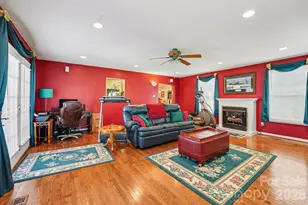 140 Eastwood Dr, Statesville, NC 28625 - Photo 4