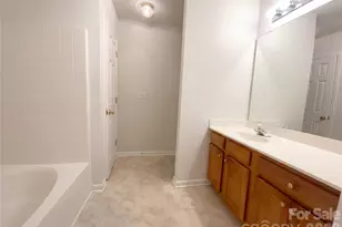 5220 Glenlea Walk Ln, Charlotte, NC 28216 - Photo 16