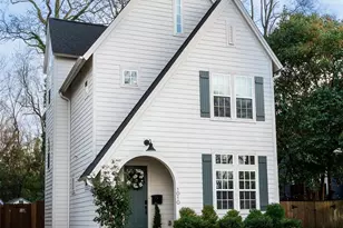 1010 Everett Pl, Charlotte, NC 28205 - Photo 2