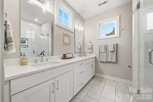 1010 Everett Pl, Charlotte, NC 28205 - Photo 18