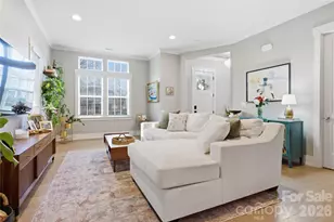 1010 Everett Pl, Charlotte, NC 28205 - Photo 6