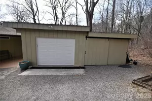 1299 Country Club Dr, Canton, NC 28716 - Photo 14