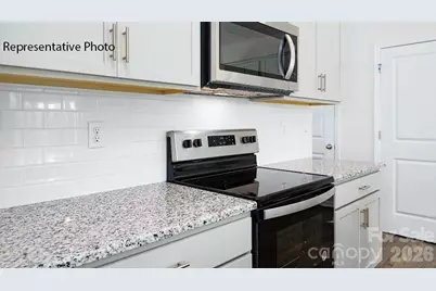 2078 10th Street SE, Hickory, NC 28602 - Photo 6