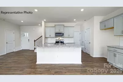 2078 10th Street SE, Hickory, NC 28602 - Photo 4