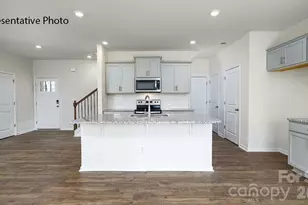 2078 10th St SE, Hickory, NC 28602 - Photo 4