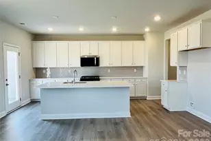 1040 Rocking Horse Rd, Indian Trail, NC 28079 - Photo 4