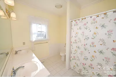 640 40th Avenue Lane NW, Hickory, NC 28601 - Photo 16