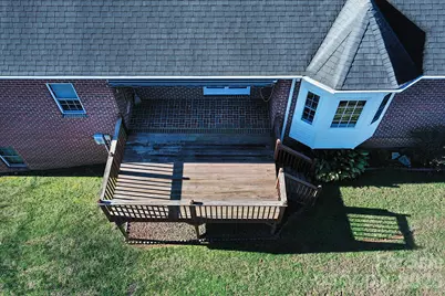 640 40th Avenue Lane NW, Hickory, NC 28601 - Photo 32