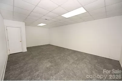 640 40th Avenue Lane NW, Hickory, NC 28601 - Photo 36