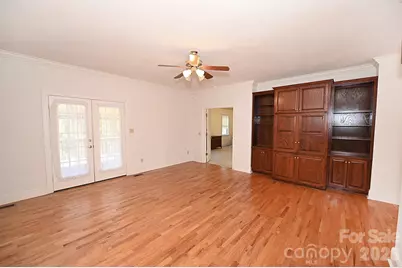 640 40th Avenue Lane NW, Hickory, NC 28601 - Photo 12