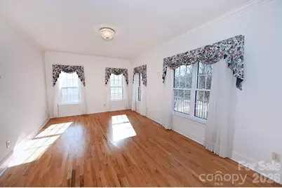 640 40th Avenue Lane NW, Hickory, NC 28601 - Photo 8