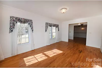 640 40th Avenue Lane NW, Hickory, NC 28601 - Photo 10