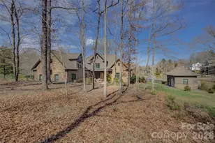 8100 Chaplin Cir, Waxhaw, NC 28173 - Photo 2