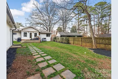 1042 Broadmoor Drive, Charlotte, NC 28209 - Photo 26
