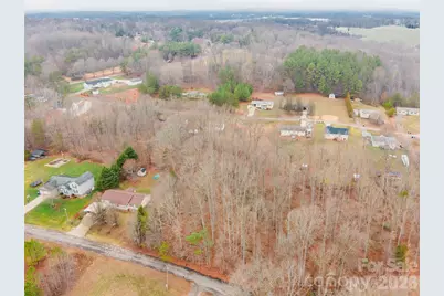 139 River Bank Road, Statesville, NC 28625 - Photo 4