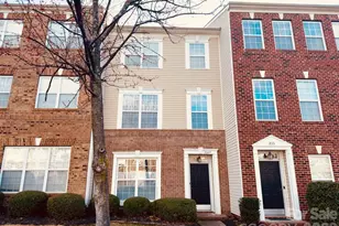 2009 Cambridge Beltway Dr, Charlotte, NC 28273 - Photo 2