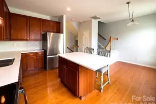 2009 Cambridge Beltway Dr, Charlotte, NC 28273 - Photo 8