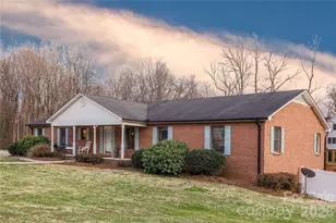 601 Azalea Ln, China Grove, NC 28023 - Photo 2