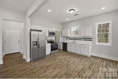 9067 McCray Farms Drive, Hickory, NC 28601 - Photo 20