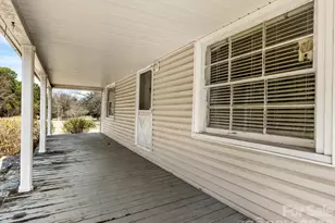 2346 Sam Newell Rd, Matthews, NC 28105 - Photo 2