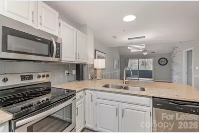 17544 Tuscany Lane, Cornelius, NC 28031 - Photo 8