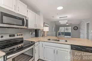 17544 Tuscany Ln, Cornelius, NC 28031 - Photo 8