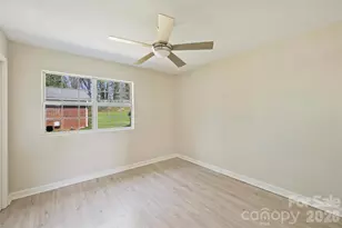 5447 Alpine Ln, Charlotte, NC 28269 - Photo 18